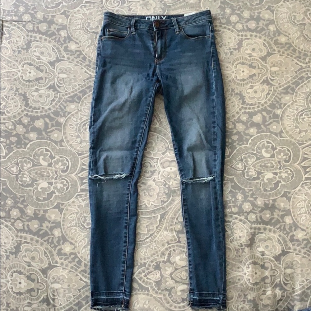 Skinny jeans